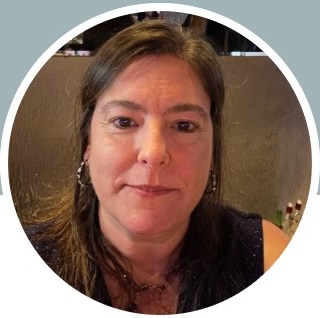 Dr. Liliane Cristina Sengura